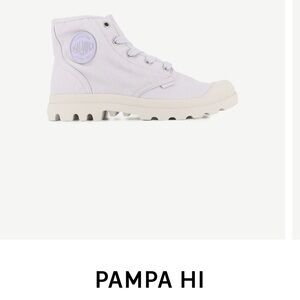 New in box Palladium Pampa Hi Star White Boots